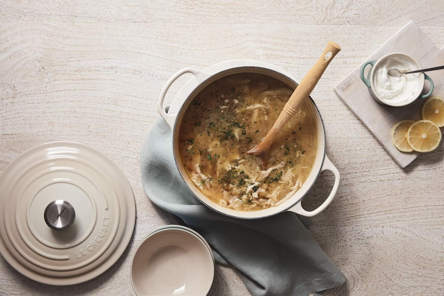 Le Creuset 5.5-Quart Round Dutch Oven