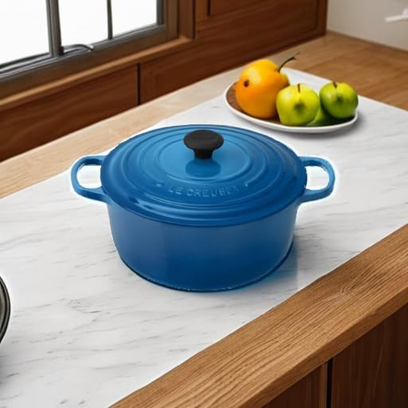 Le Creuset 7.25-Quart Round Dutch Oven