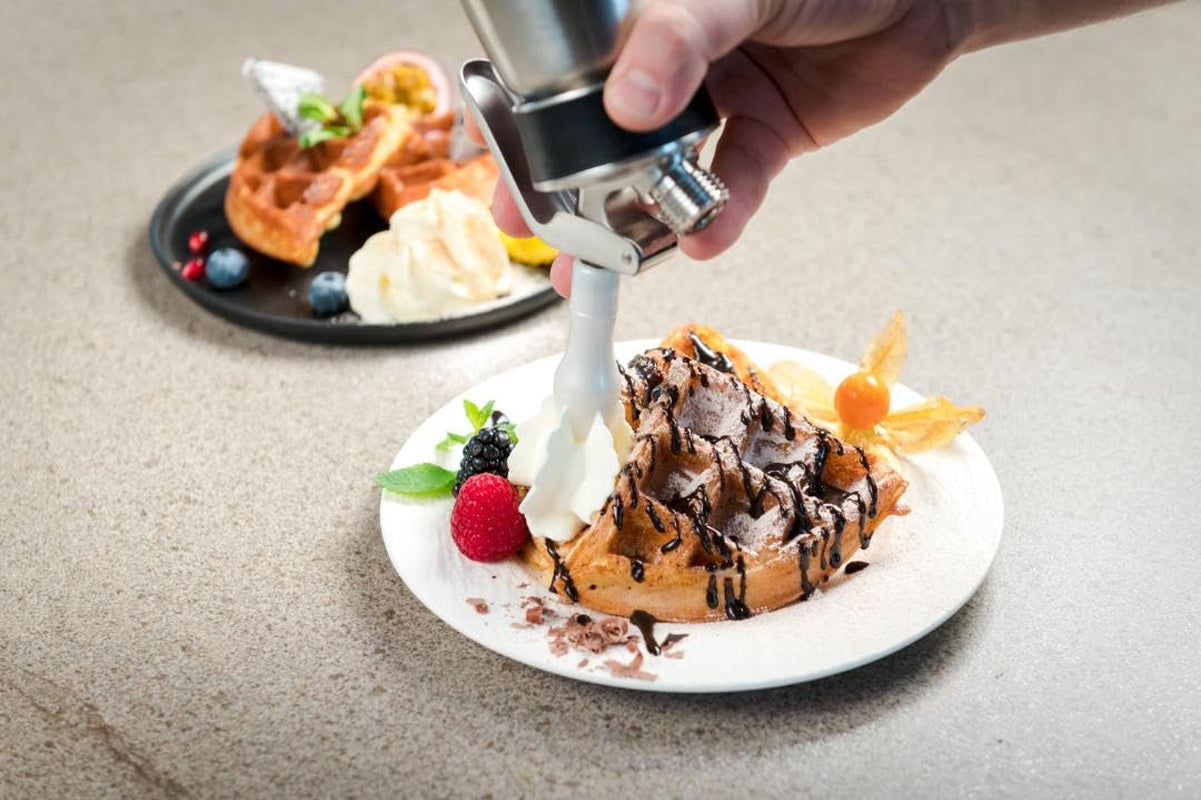 iSi Gourmet Whip Plus 1-Quart Cream Whipper