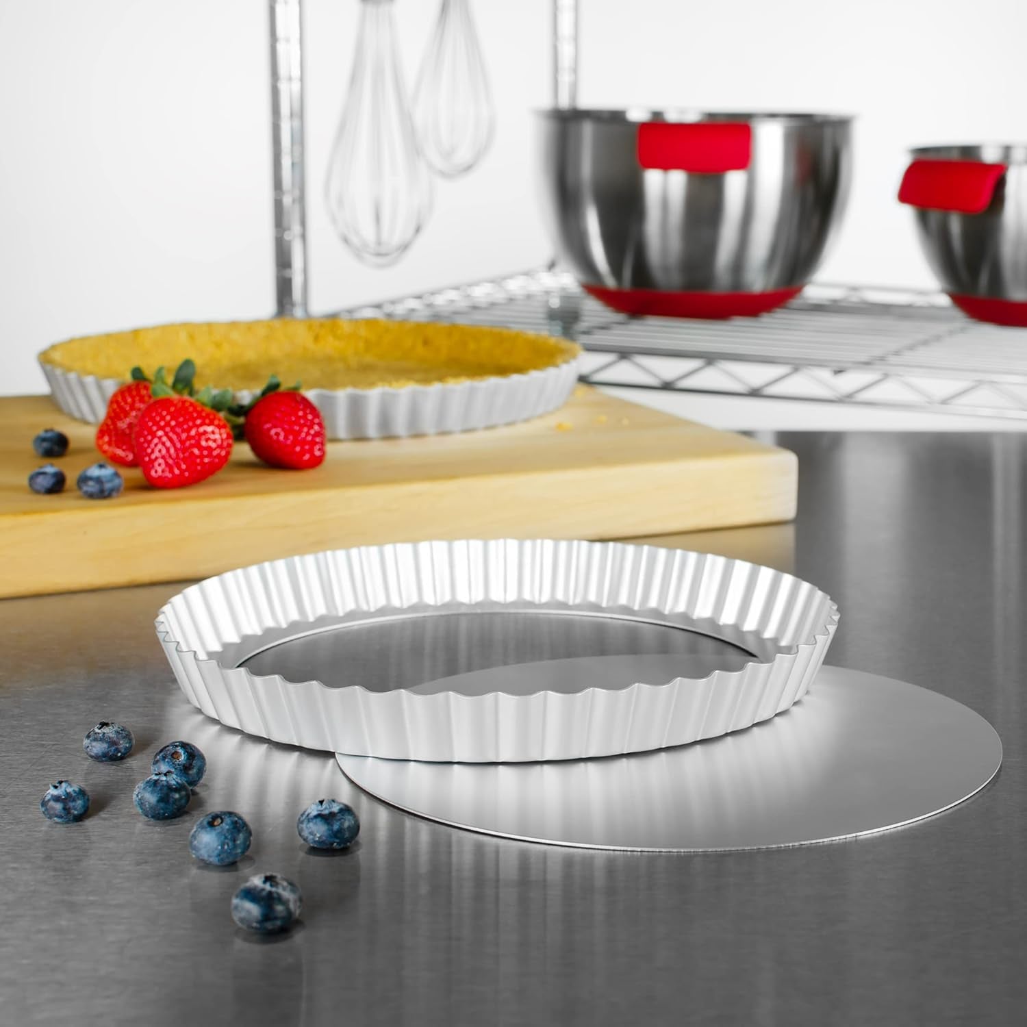 Fat Daddio's Anodized Aluminum Tart Pan with Removable Bottom