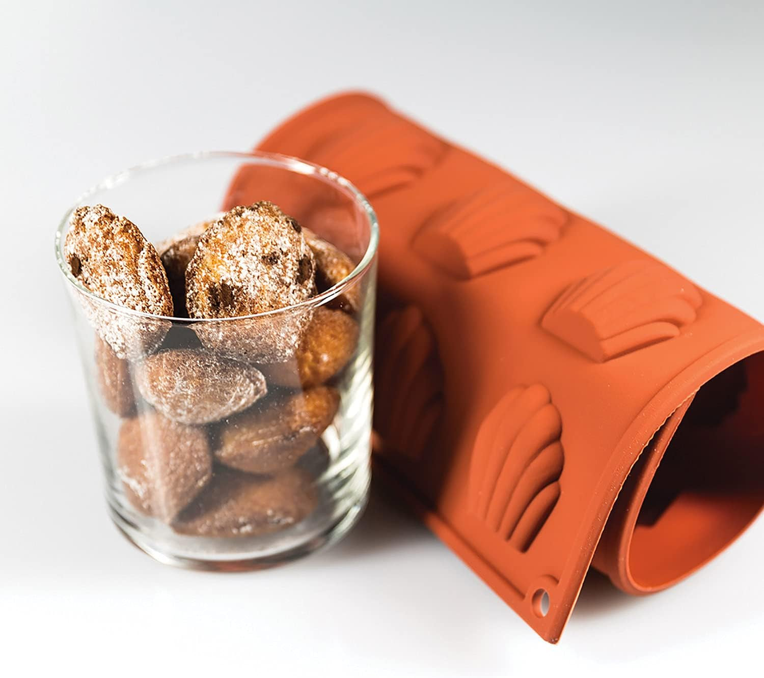 Silikomart Silicone Classic Collection 9 Count Madeleine Pan, Large