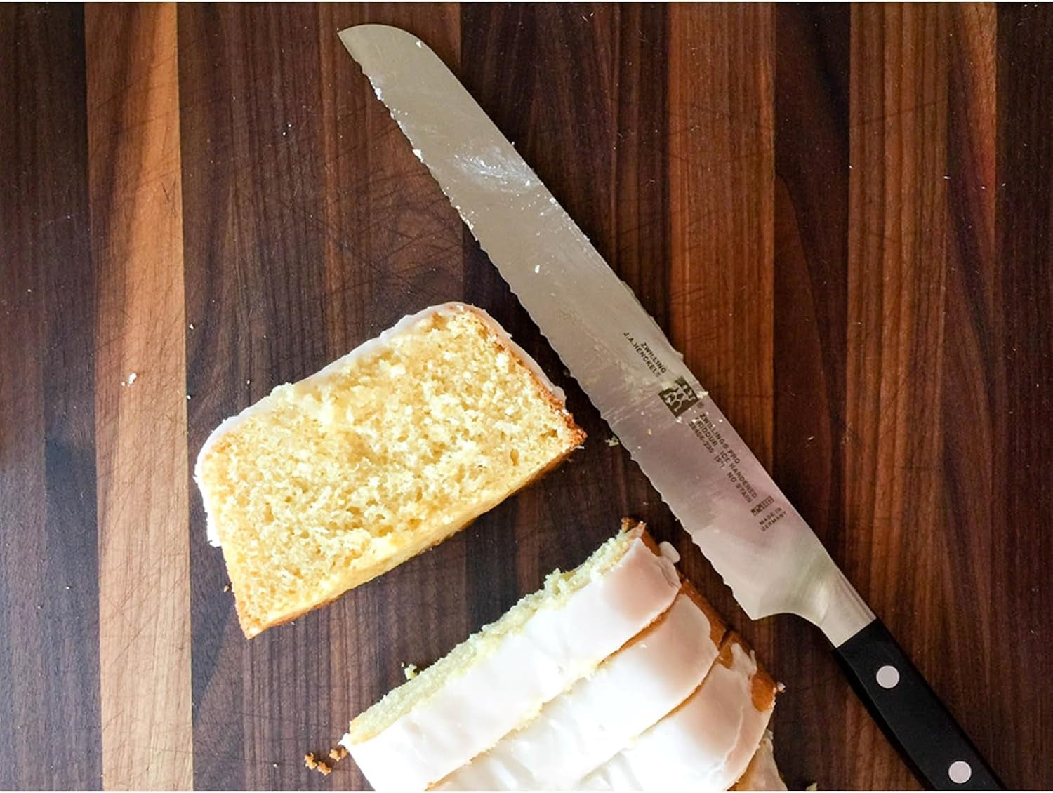 Zwilling Pro 9-Inch Bread Knife