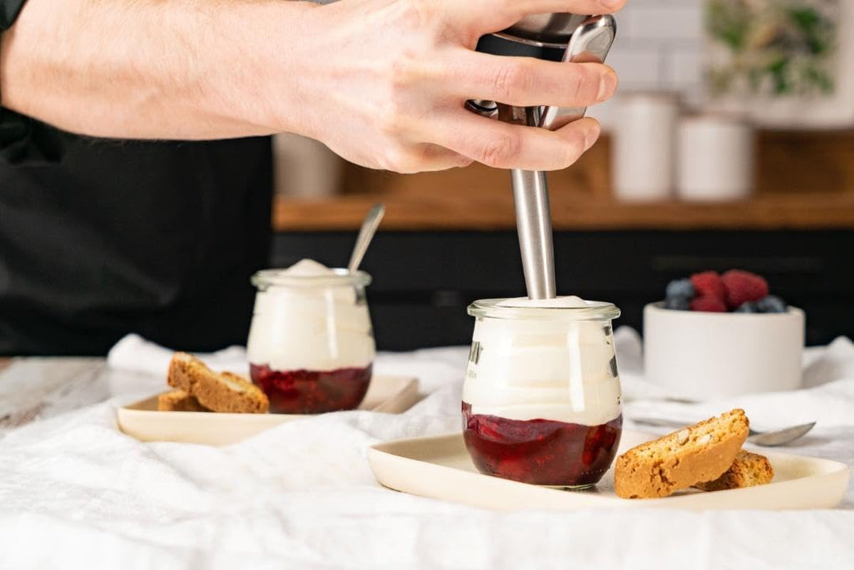 iSi Gourmet Whip Plus 1-Quart Cream Whipper