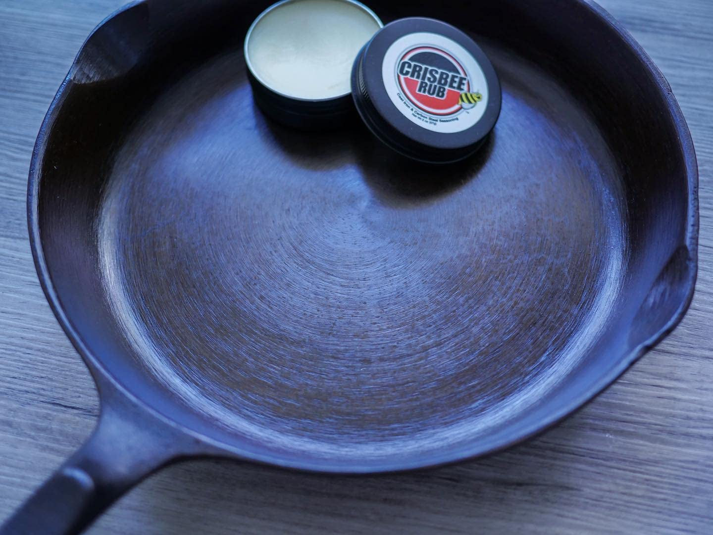 Crisbee Rub Cast Iron & Carbon Steel Seasoning 2 oz