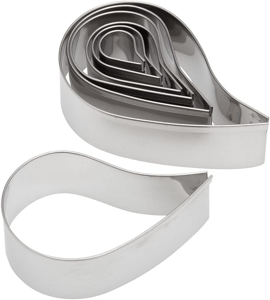Ateco Plain Edge Round Cutters in Graduated Sizes, Stainless Steel, 11