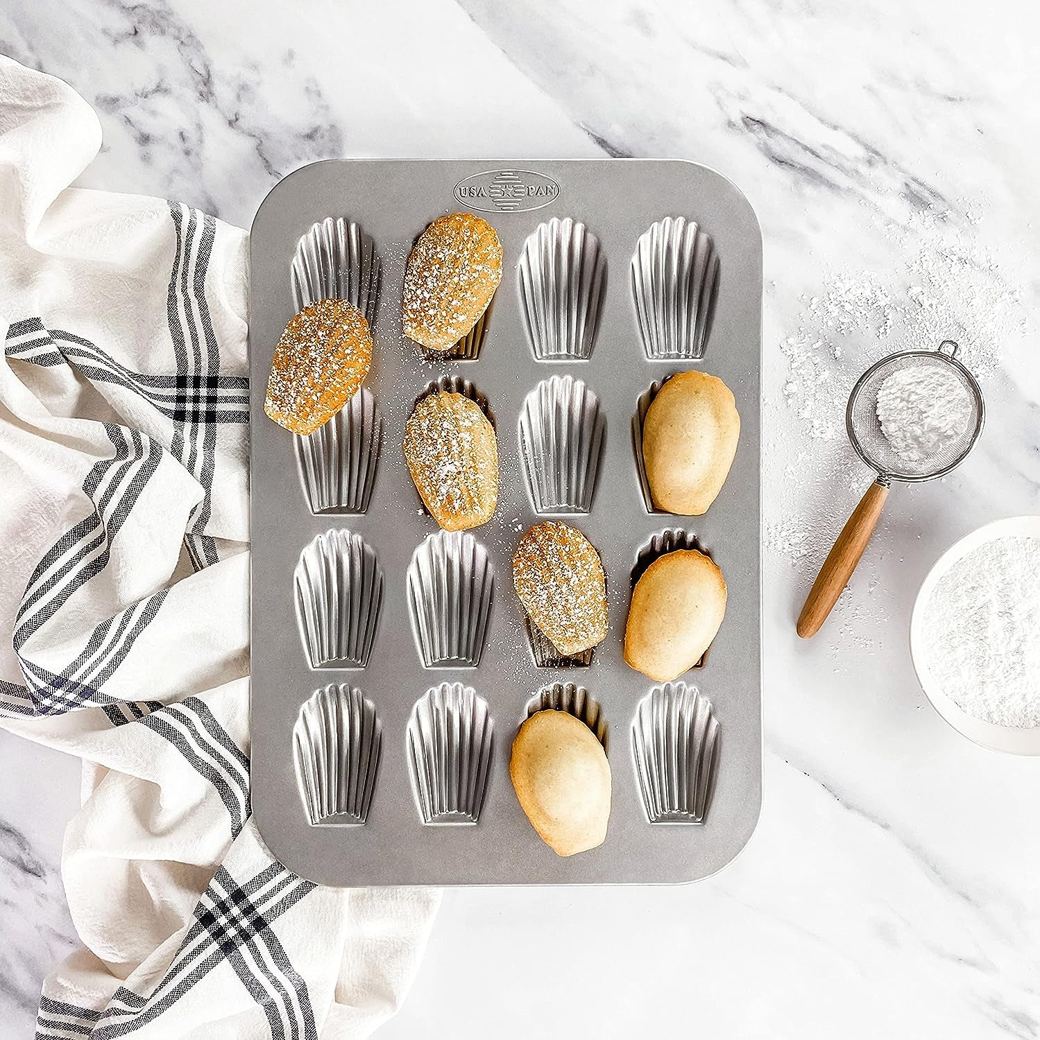 USA Pan Bakeware Nonstick Madeleine Pan, 16 Well